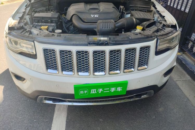 Used Jeep Grand Cherokee 2014 3.6L Elite Navigation Edition Engine Bay