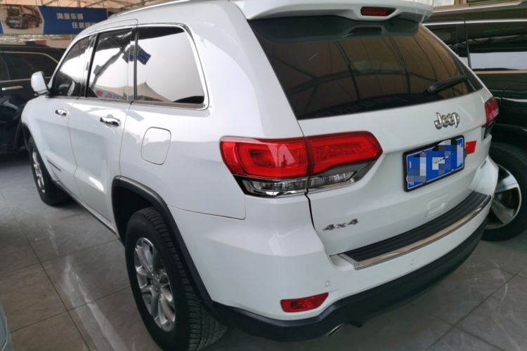 Used Jeep Grand Cherokee 2014 3.6L Elite Navigation Edition Exterior 2