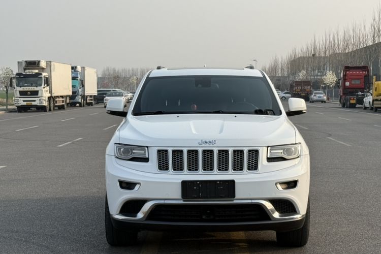 Used Jeep Grand Cherokee 2014 3.0L Flagship Zunyue Edition Exterior 4