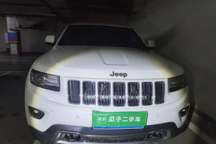 Used Jeep Grand Cherokee 2014 3.0TD Diesel Comfort Navigation Version Front