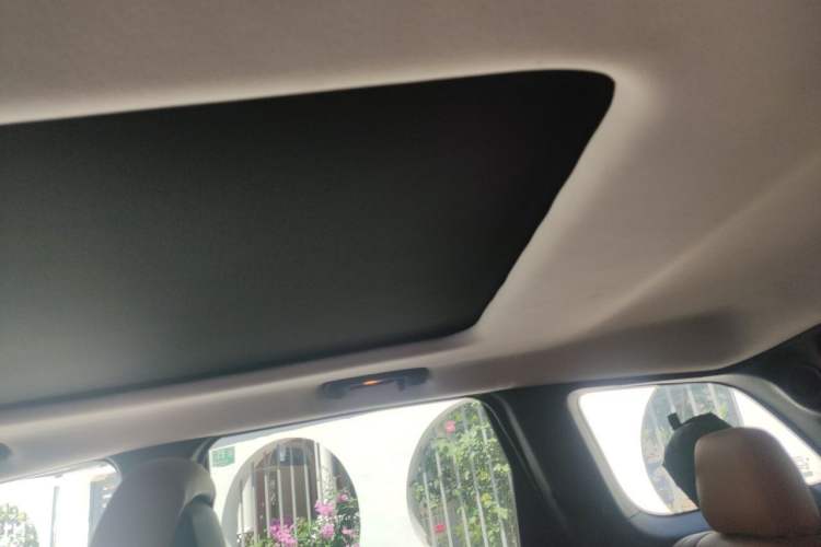 Used Jeep Grand Cherokee 2014 3.6L Elite Navigation Edition Headliner