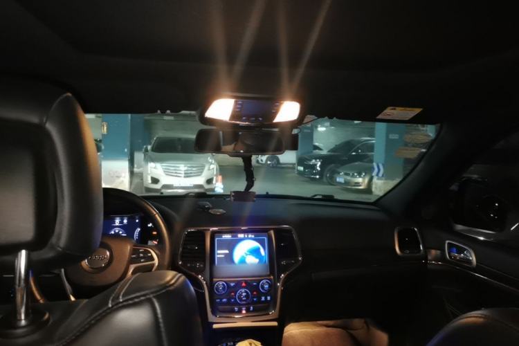 Used Jeep Grand Cherokee 2014 3.0L Comfort Navigation Edition Headliner