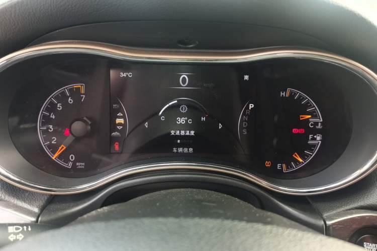 Used Jeep Grand Cherokee 2014 3.0L Comfort Navigation Edition Instrument Cluster