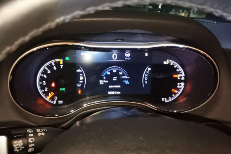 Used Jeep Grand Cherokee 2014 3.0L Comfort Navigation Edition Instrument Cluster