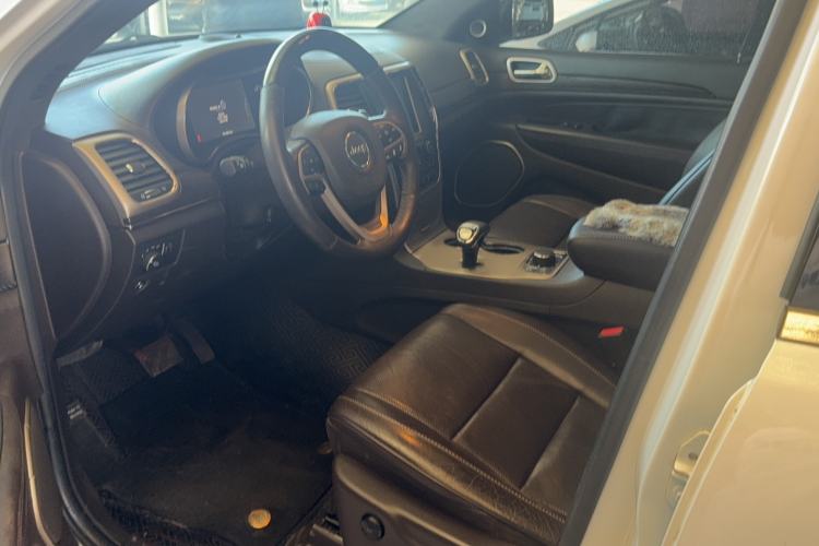 Used Jeep Grand Cherokee 2014 3.0L Flagship Zunyue Edition Left Front Seat