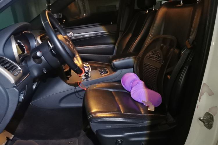 Used Jeep Grand Cherokee 2014 3.0L Comfort Navigation Edition Left Front Seat