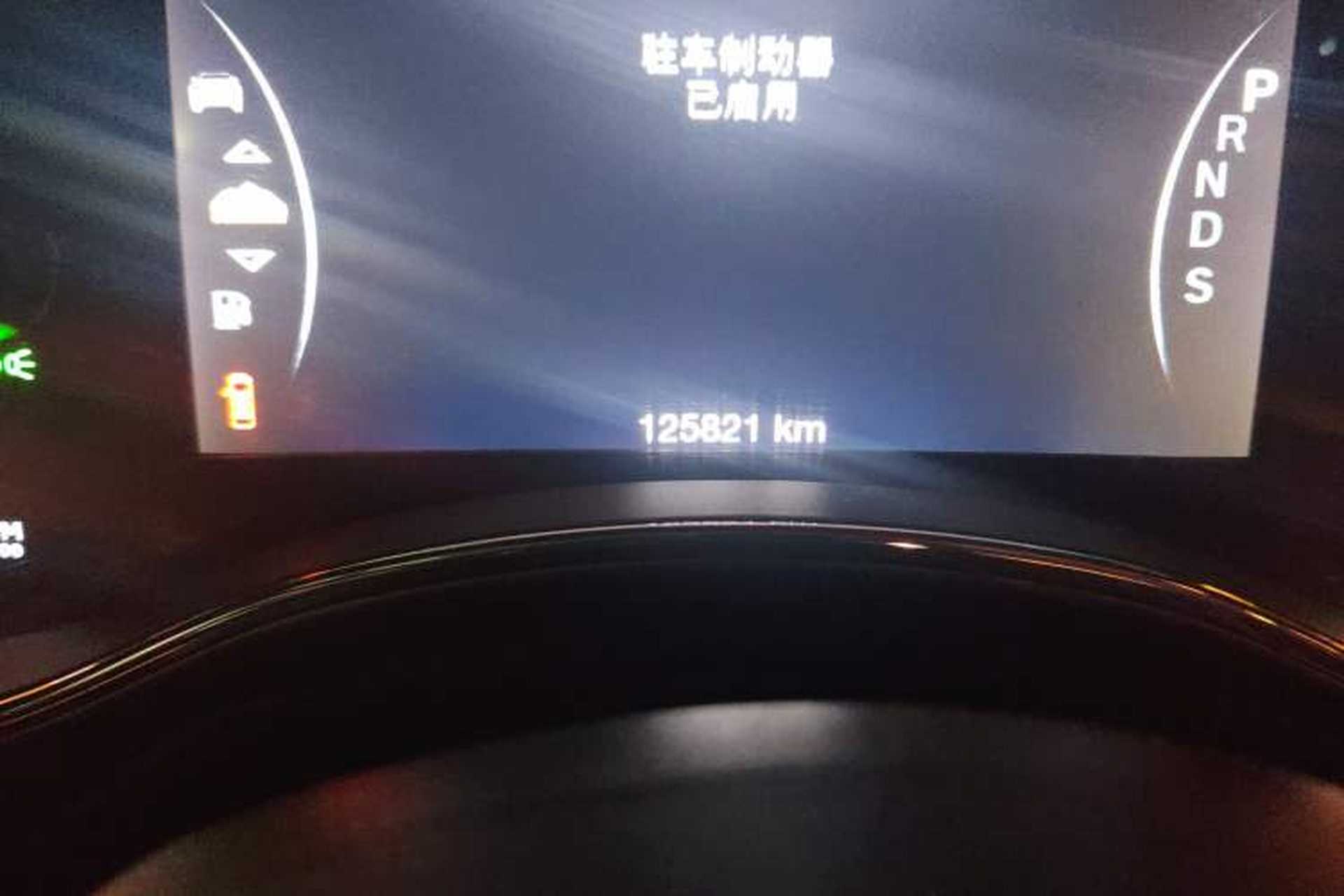 Used Jeep Grand Cherokee 2014 3.6L Elite Navigation Edition Odometer Close Up