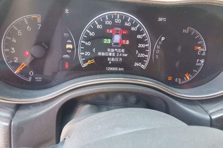 Used Jeep Grand Cherokee 2014 3.6L Flagship Prestige Edition Odometer Close Up
