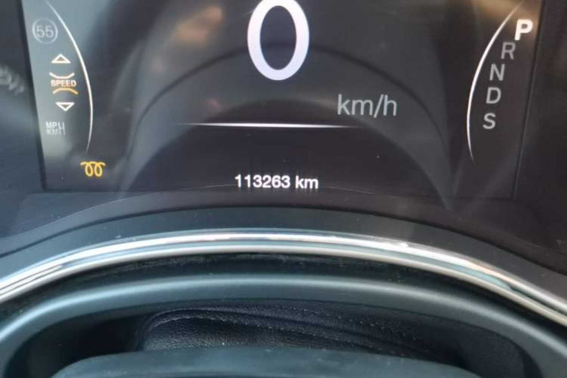 Used Jeep Grand Cherokee 2014 3.0TD Diesel Comfort Navigation Version Odometer Close Up