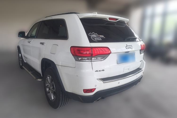 Used Jeep Grand Cherokee 2014 3.0L Comfort Navigation Edition Rear Left 45 Deg