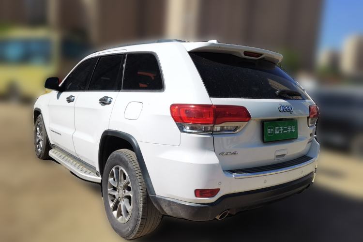 Used Jeep Grand Cherokee 2014 3.0L Comfort Navigation Edition Rear Left 45 Deg