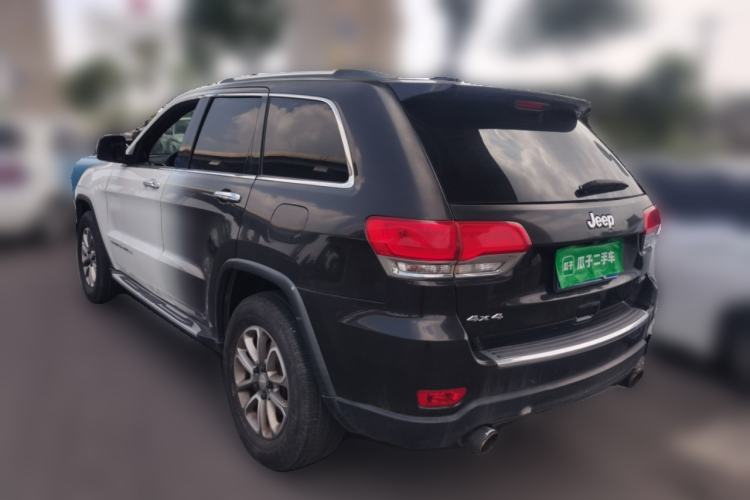 Used Jeep Grand Cherokee 2014 3.0L Comfort Navigation Edition Rear Left 45 Deg