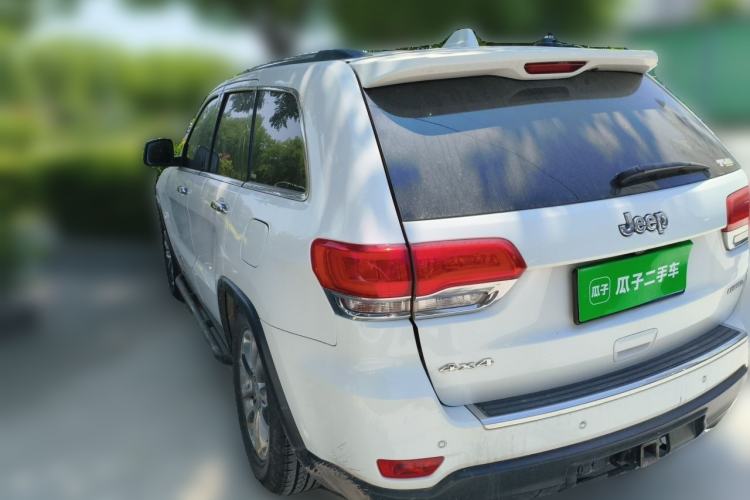 Used Jeep Grand Cherokee 2014 3.6L Elite Navigation Edition Rear Left 45 Deg