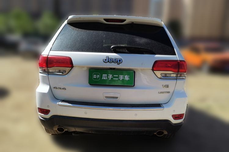 Used Jeep Grand Cherokee 2014 3.0L Comfort Navigation Edition Rear