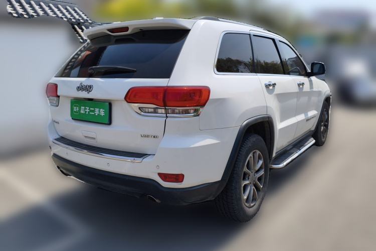 Used Jeep Grand Cherokee 2014 3.6L Elite Navigation Edition Rear Right 45 Deg