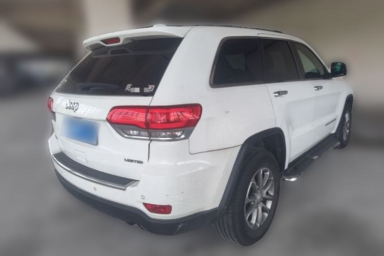 Used Jeep Grand Cherokee 2014 3.0L Comfort Navigation Edition Rear Right 45 Deg