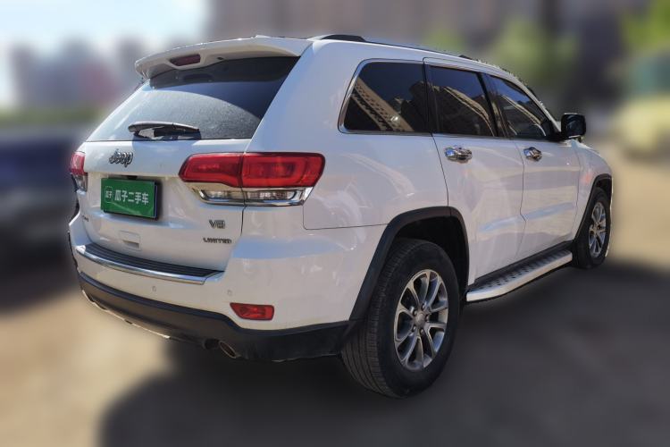 Used Jeep Grand Cherokee 2014 3.0L Comfort Navigation Edition Rear Right 45 Deg