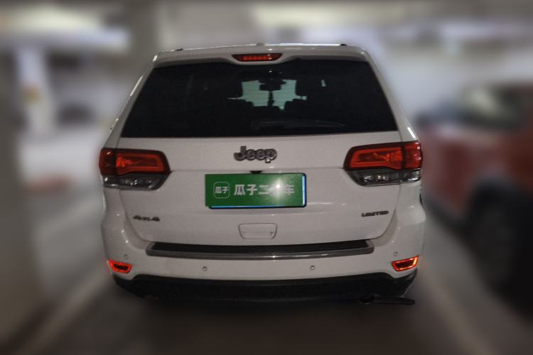 Used Jeep Grand Cherokee 2014 3.6L Elite Navigation Edition Rear