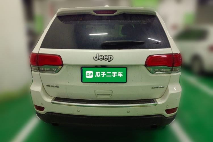 Used Jeep Grand Cherokee 2014 3.6L Elite Navigation Edition Rear