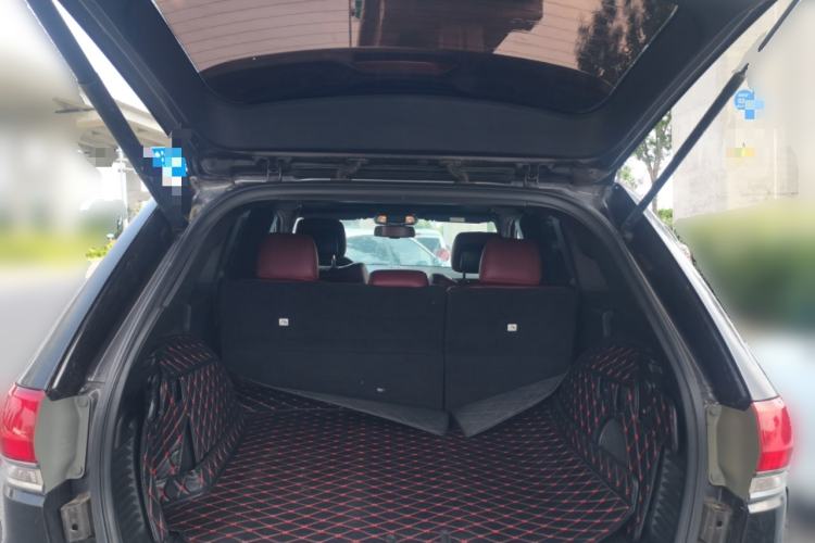 Used Jeep Grand Cherokee 2014 3.0L Comfort Navigation Edition Trunk