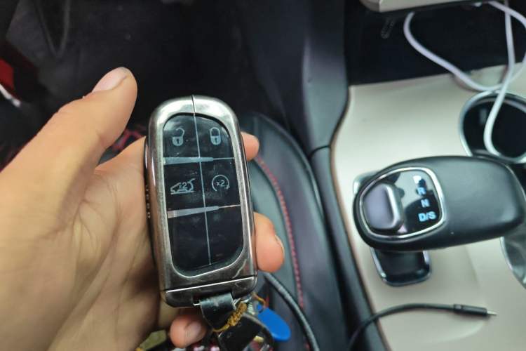 Used Jeep Grand Cherokee 2014 3.0TD Diesel Comfort Navigation Version Vehicle Key