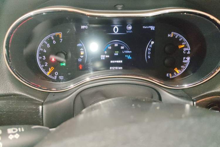 Used Jeep Grand Cherokee 2014 3.0L Comfort Navigation Edition Instrument Cluster