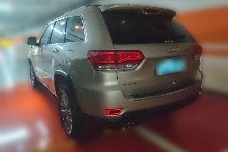 Used Jeep Grand Cherokee 2014 3.0L Comfort Navigation Edition Rear Left 45 Deg