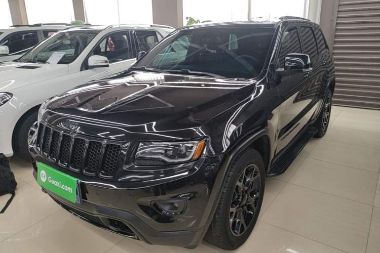 Used Jeep Grand Cherokee 2015 3.0L Comfort Navigation Edition Guazi used car, China used car export, Used car for sale, Used  cars, Cheapest cars for sale
