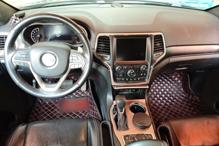 Used Jeep Grand Cherokee 2015 3.0L Elite Navigation Edition Center Console