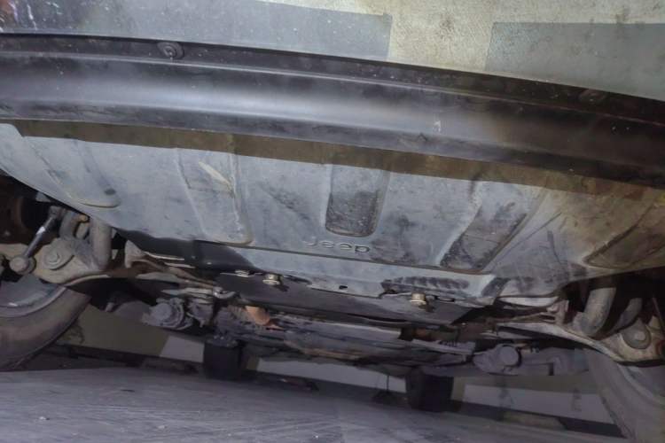 Used Jeep Grand Cherokee 2015 3.6L Elite Navigation Edition Chassis Front