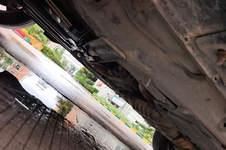 Used Jeep Grand Cherokee 2015 3.6L Luxury Navigation Edition Chassis Front Left