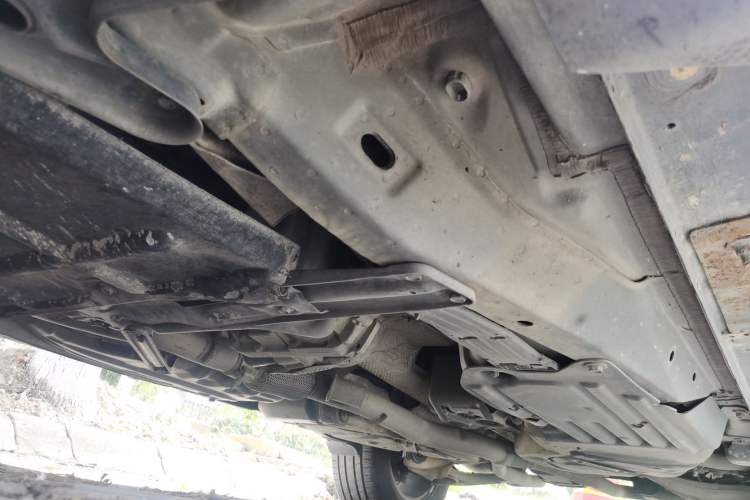 Used Jeep Grand Cherokee 2015 3.0TD Diesel Comfort Navigation Edition Chassis Front Left