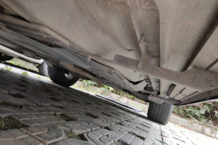Used Jeep Grand Cherokee 2015 3.0TD Diesel Comfort Navigation Edition Chassis Front Left