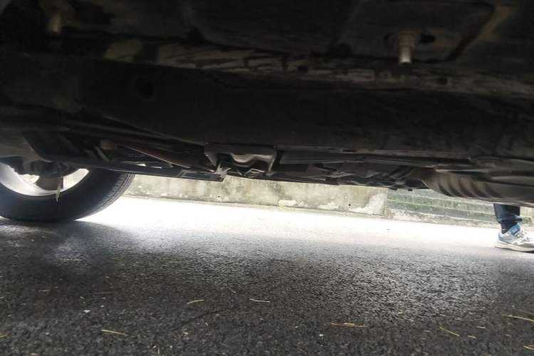 Used Jeep Grand Cherokee 2015 3.6L Luxury Navigation Edition Chassis Front Left