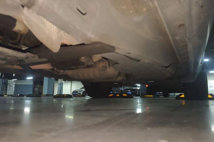 Used Jeep Grand Cherokee 2015 3.0L Comfort Navigation Edition Chassis Front Left