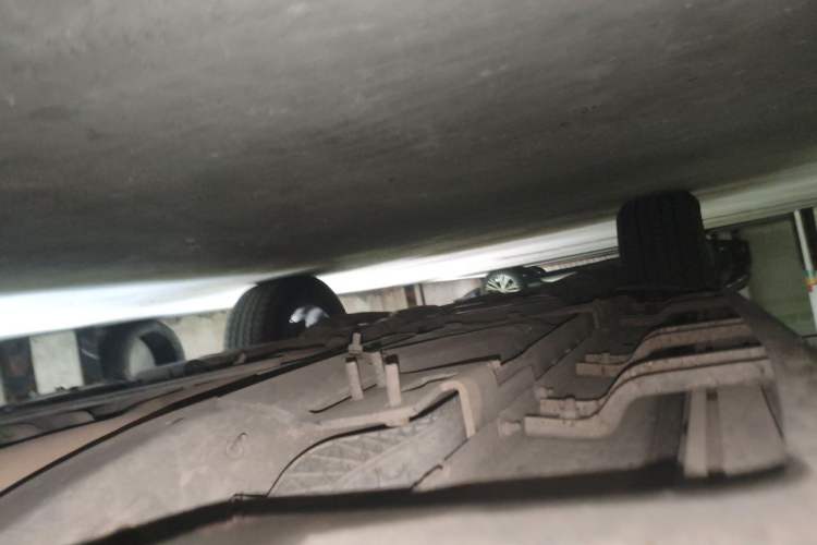Used Jeep Grand Cherokee 2015 3.0TD Diesel Comfort Navigation Edition Chassis Front Right