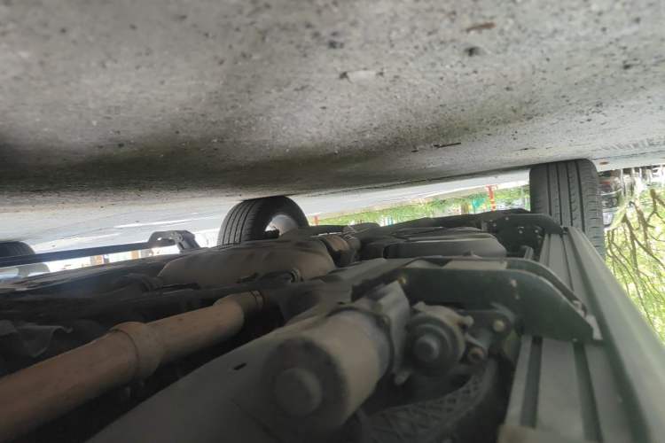 Used Jeep Grand Cherokee 2015 3.6L Luxury Navigation Edition Chassis Front Right