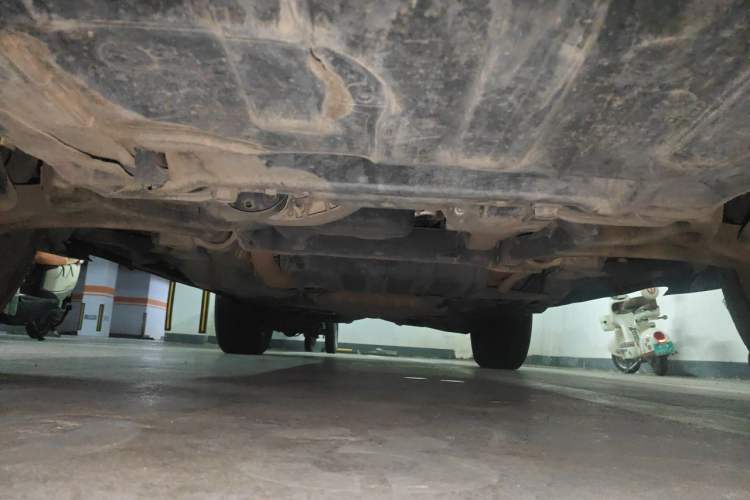 Used Jeep Grand Cherokee 2015 3.6L Elite Navigation Edition Chassis Front