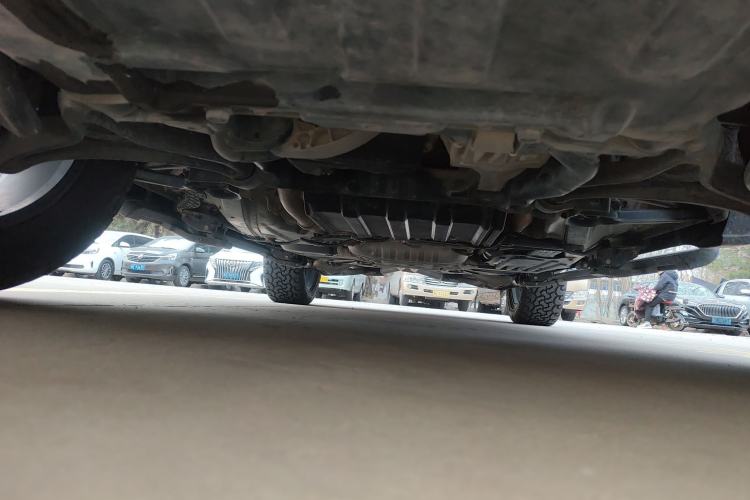 Used Jeep Grand Cherokee 2015 3.6L Flagship Prestige Edition Chassis Front