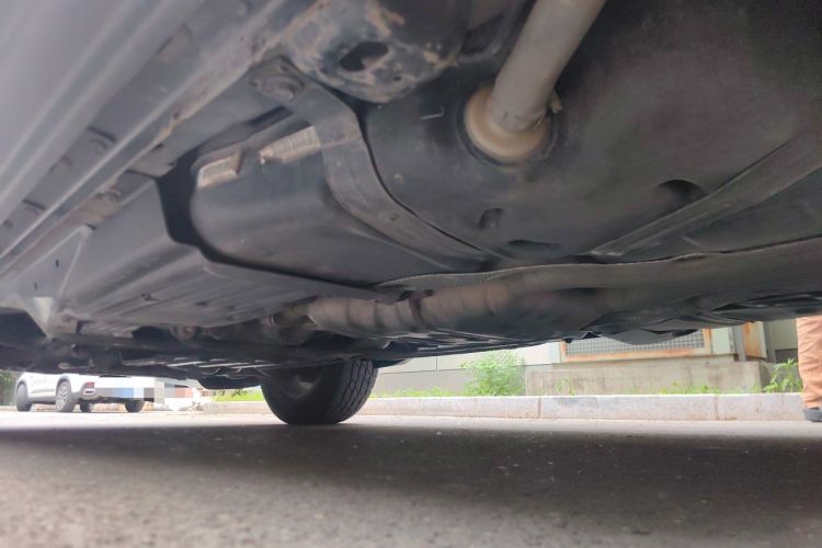 Used Jeep Grand Cherokee 2015 3.0L Comfort Navigation Edition Chassis Rear Left