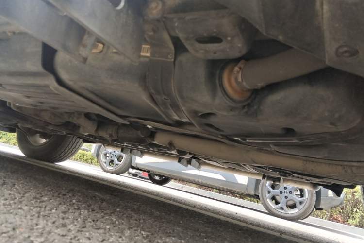 Used Jeep Grand Cherokee 2015 3.0TD Diesel Comfort Navigation Edition Chassis Rear Left