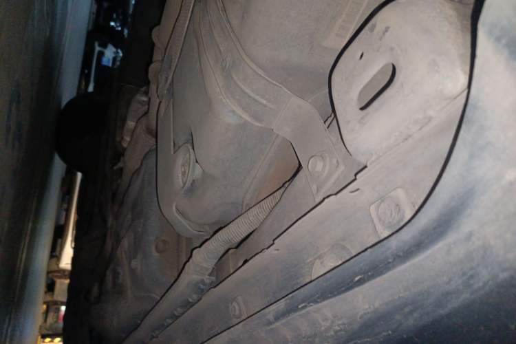 Used Jeep Grand Cherokee 2015 3.0TD Diesel Comfort Navigation Edition Chassis Rear Right