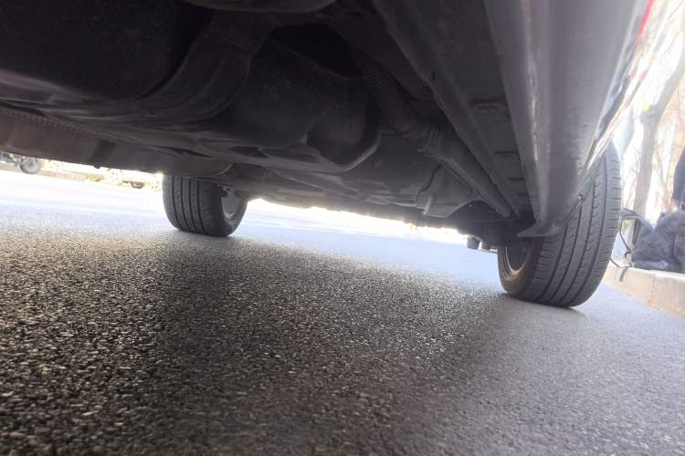 Used Jeep Grand Cherokee 2015 3.6L Luxury Navigation Edition Chassis Rear Right