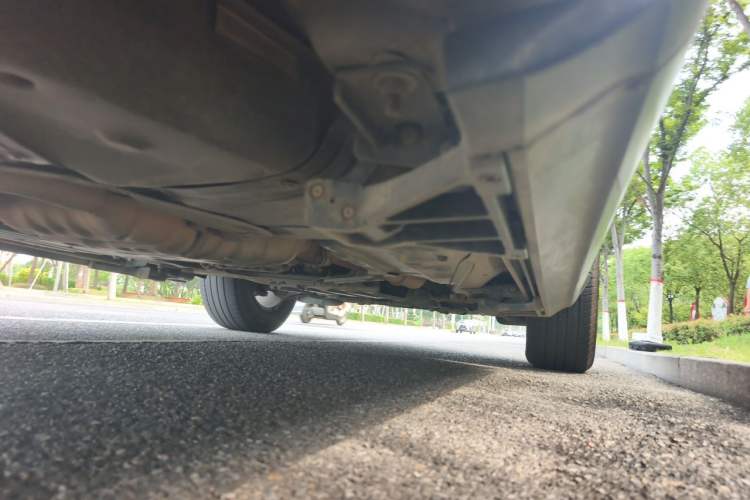Used Jeep Grand Cherokee 2015 3.0L Comfort Navigation Edition Chassis Rear Right