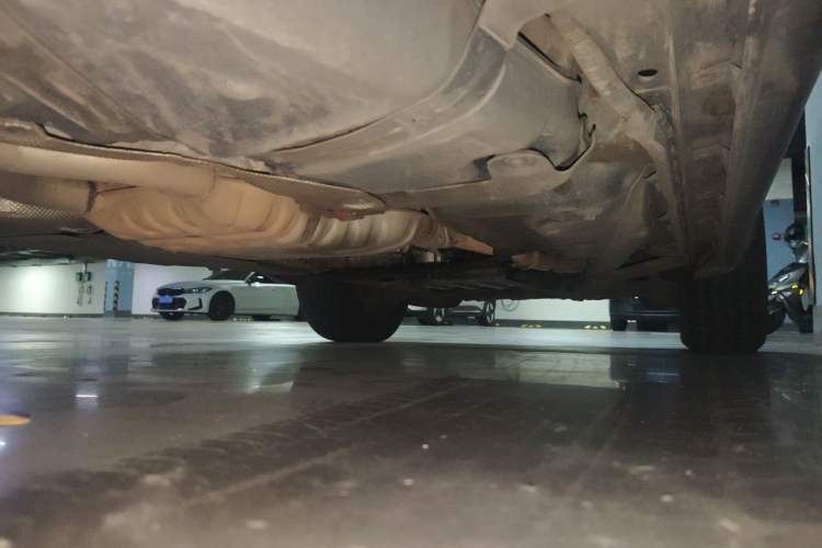 Used Jeep Grand Cherokee 2015 3.0L Comfort Navigation Edition Chassis Rear Right