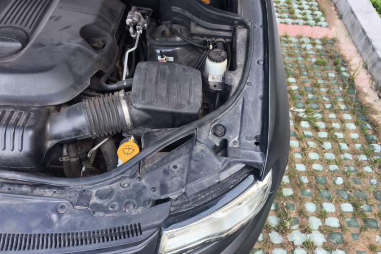 Used Jeep Grand Cherokee 2015 3.6L Flagship Prestige Edition Engine Bay Left