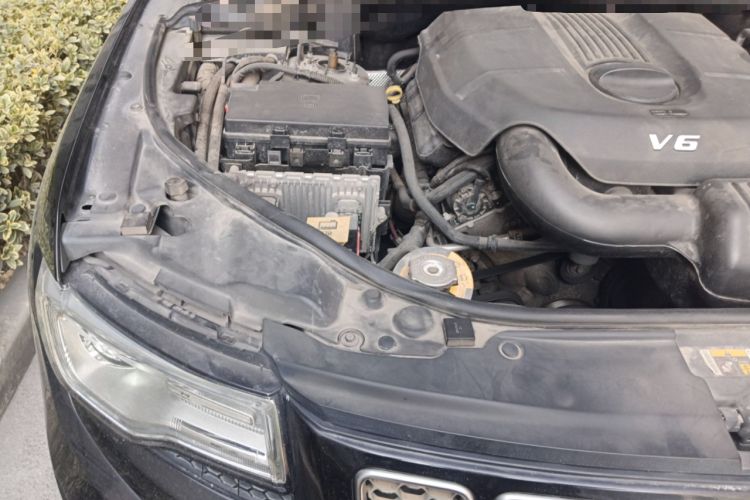 Used Jeep Grand Cherokee 2015 3.6L Flagship Prestige Edition Engine Bay Right