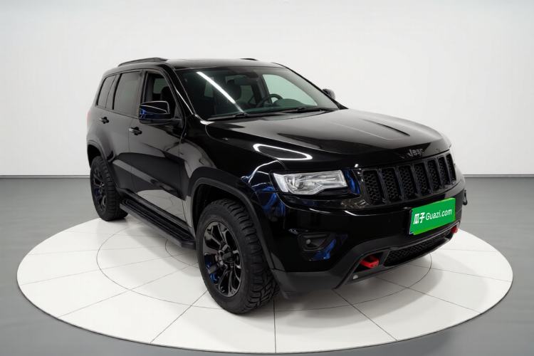 Used Jeep Grand Cherokee 2015 3.0L Comfort Navigation Edition Exterior 1