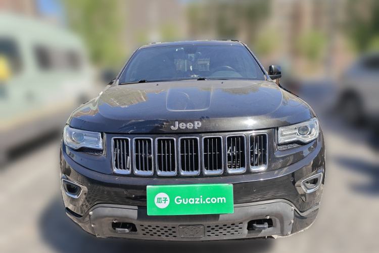 Used Jeep Grand Cherokee 2015 3.0TD Diesel Elite Navigation Edition Exterior 1