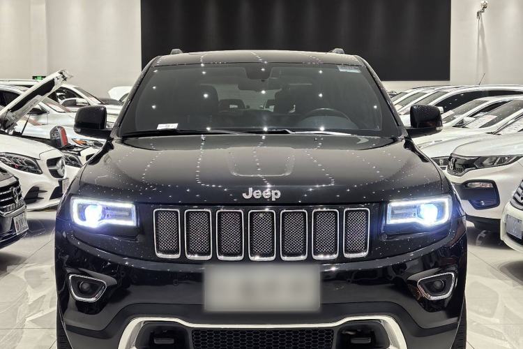 Used Jeep Grand Cherokee 2015 3.0L Elite Navigation Edition Exterior 4